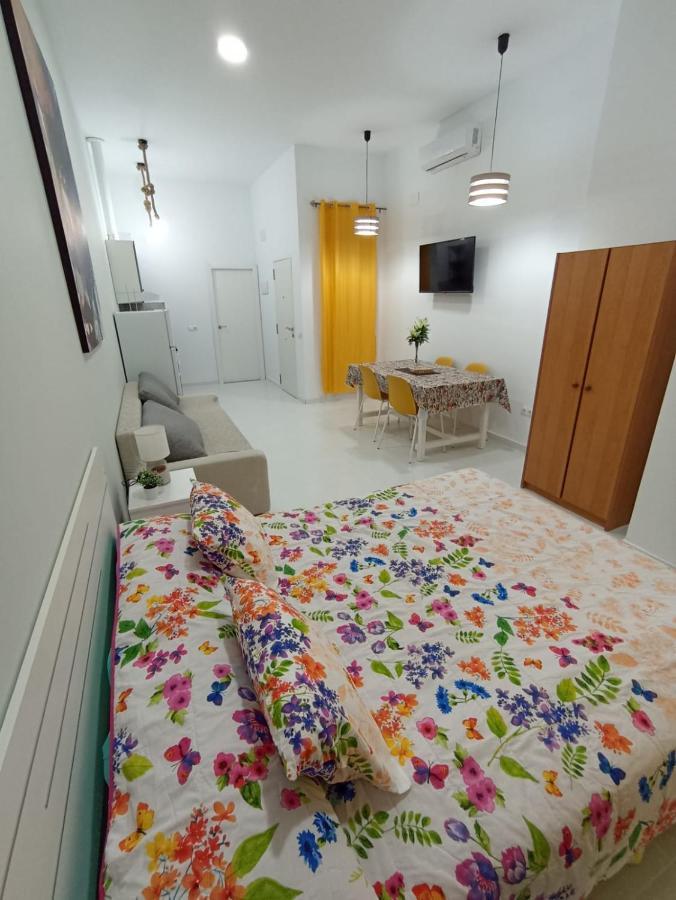 Unique Apartment Аликанте Экстерьер фото