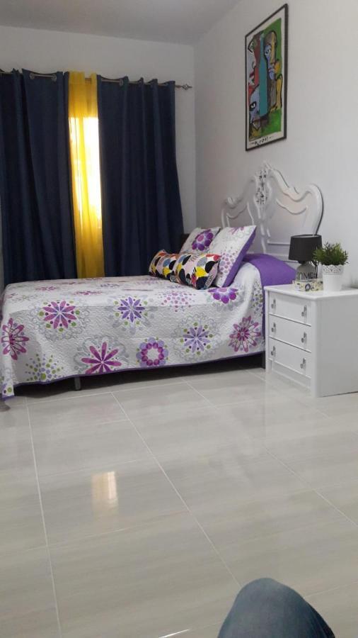 Unique Apartment Аликанте Экстерьер фото