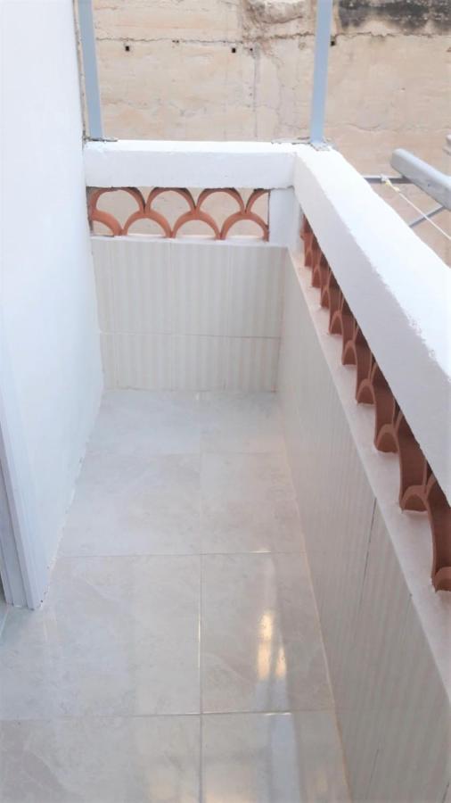 Unique Apartment Аликанте Экстерьер фото
